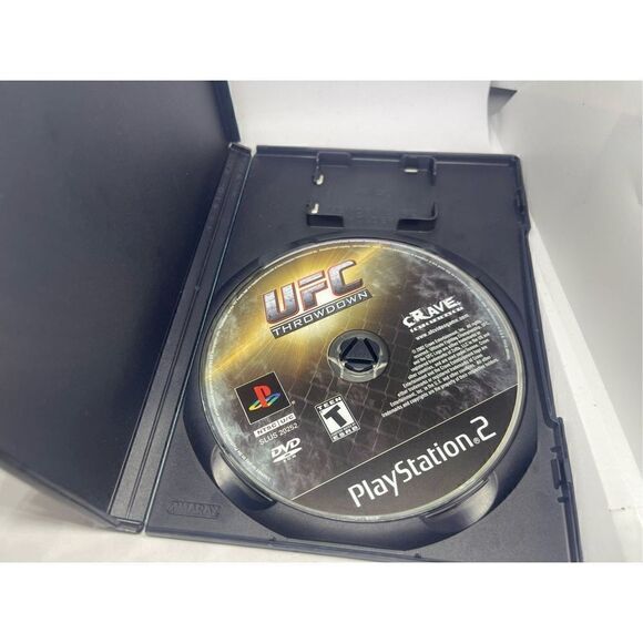 UFC Showdown Sony PlayStation 2 PS2 - Picture 2 of 4